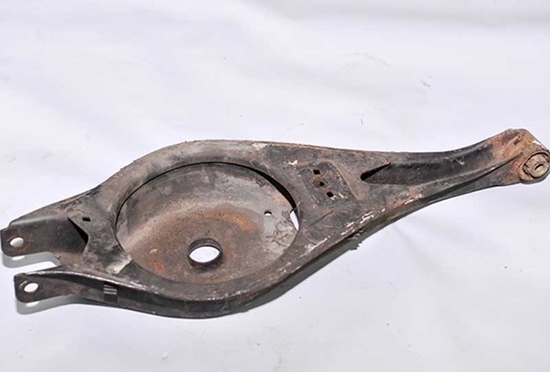BMW İ SERİSİ ÇIKMA YEDEK PARÇA ÇIKMA-BMW-PARÇA-E-36-3-SERİSİ-ARKA-TABLA